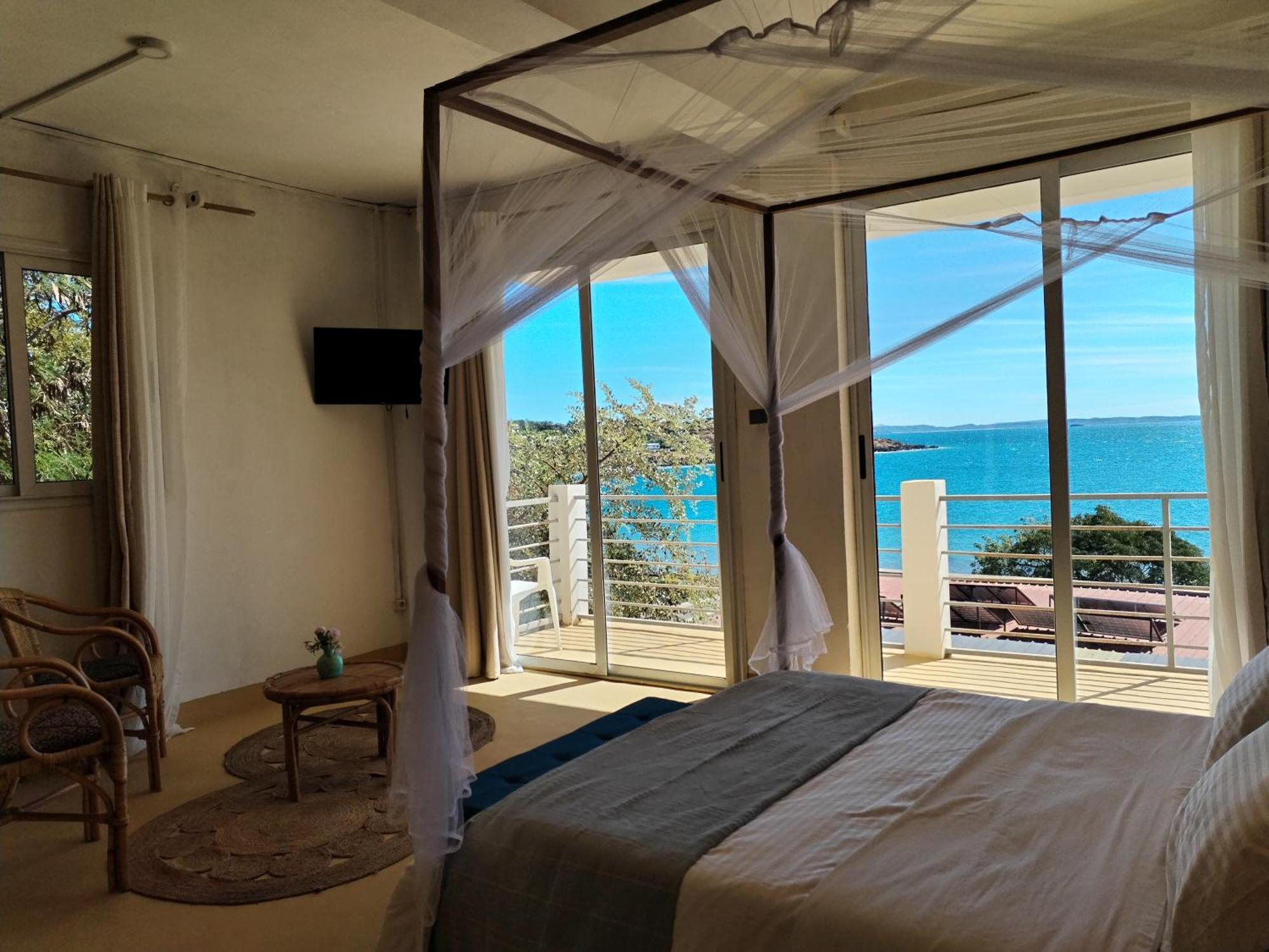 Hotel Riziky Antsiranana Dış mekan fotoğraf